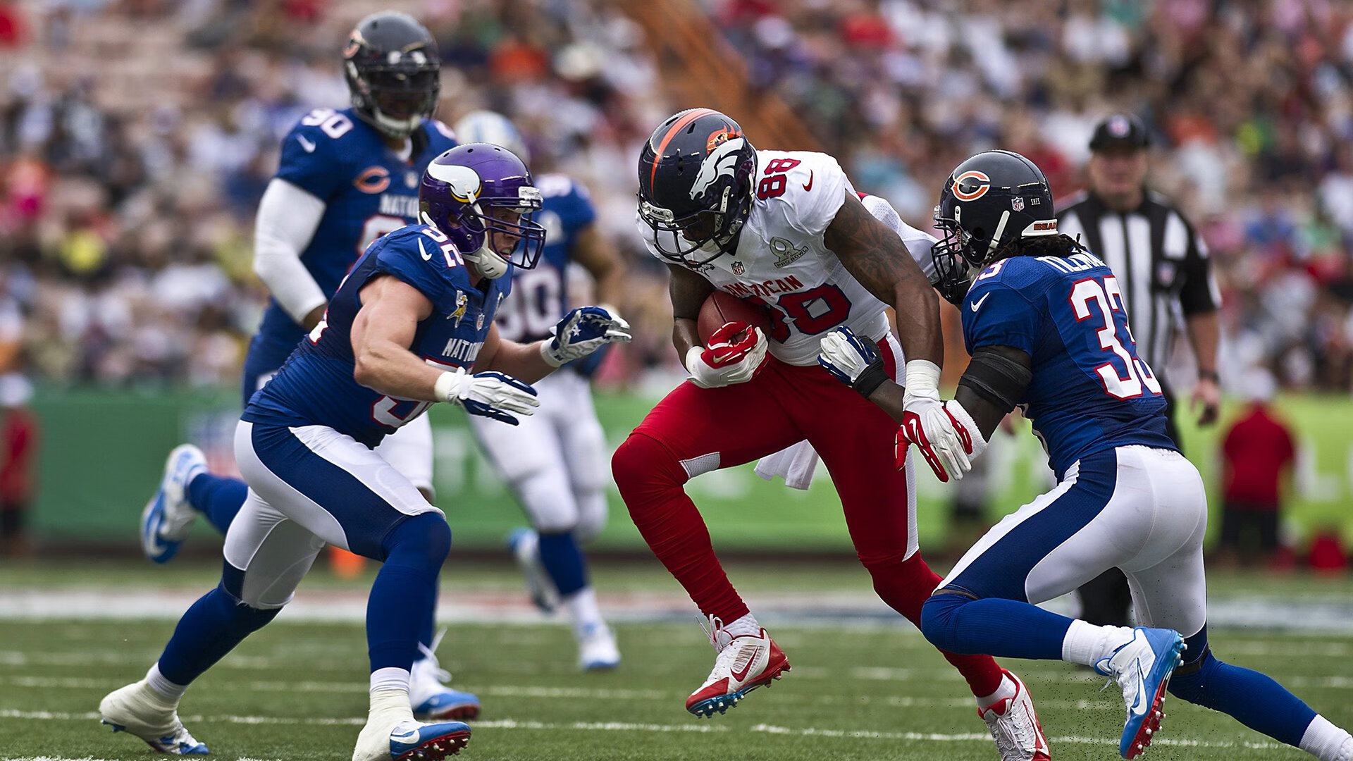 开云·体育官网APP下载-“马科斯·莫奇的全场覆盖与领导能力,助力美洲狮队建立强大防线”